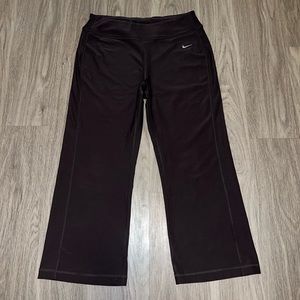 Nike Cropped Leggings size Medium